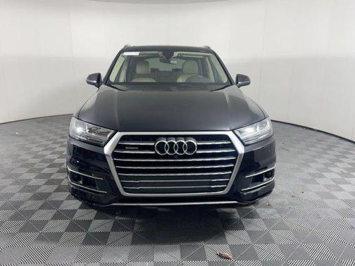 2019 Audi Q7 45 Premium Plus