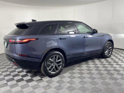 2026 Land Rover Range Rover Velar P250 SE R-Dynamic