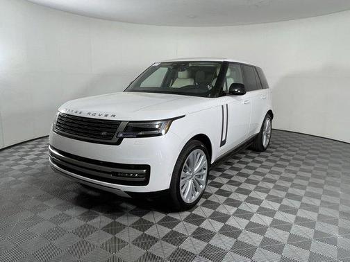 2025 Land Rover Range Rover P530 SE