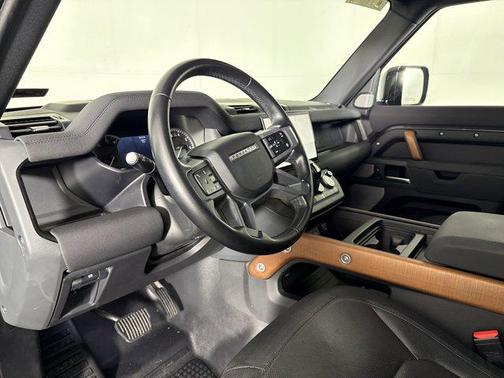 Santorini Black Metallic 2023 Land Rover Defender 130 X-Dynamic SE
