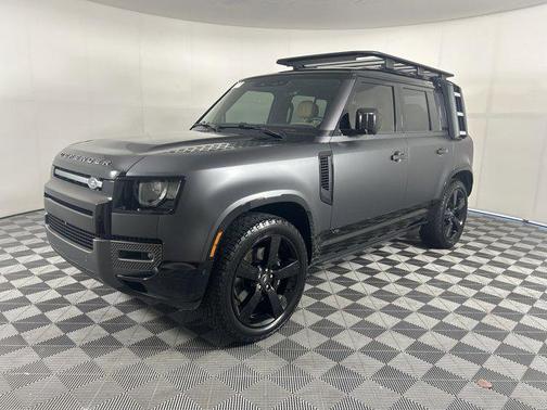 2025 Land Rover Defender 110 V8