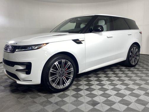 2025 Land Rover Range Rover Sport SE