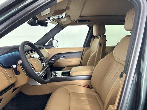 Belgravia Green Metallic 2026 Land Rover Range Rover P400 SE 7 Seat