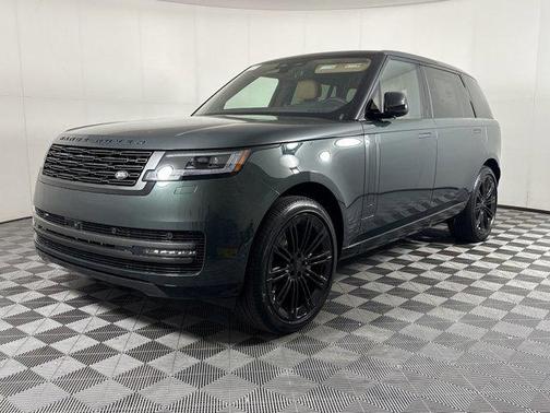 Belgravia Green Metallic 2026 Land Rover Range Rover P400 SE 7 Seat