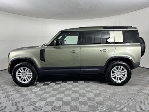 2025 Land Rover Defender 110 P300