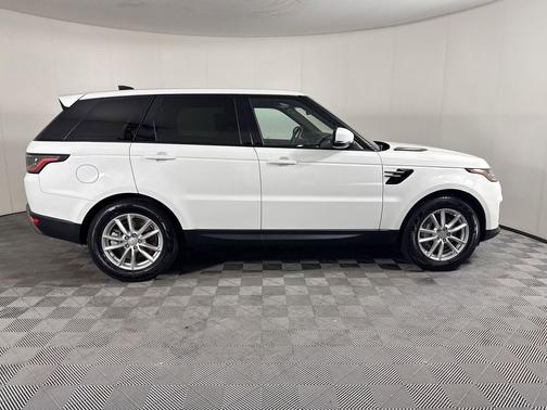 White 2020 Land Rover Range Rover Sport SE