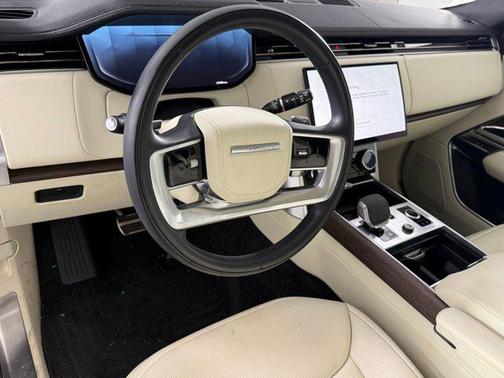 2023 Land Rover Range Rover P400 SE