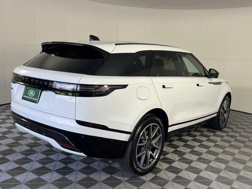 2026 Land Rover Range Rover Velar P400 Dynamic SE
