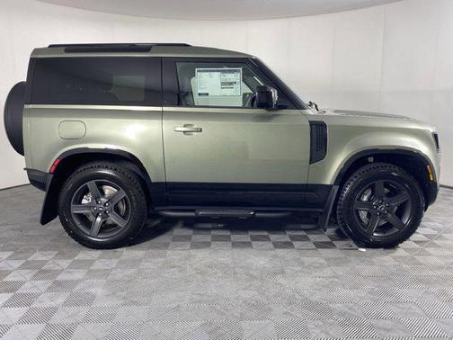 Pangea Green Metallic 2025 Land Rover Defender 90 P400 X-Dynamic SE