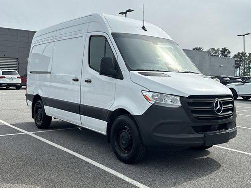 2025 Mercedes-Benz Sprinter 2500 Standard Roof