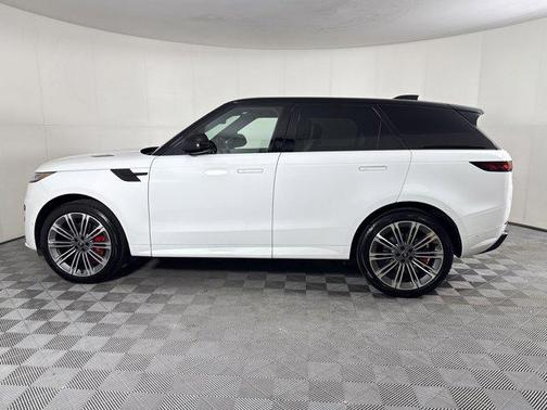 2024 Land Rover Range Rover Sport SE