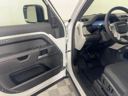2026 Land Rover Defender P300 S