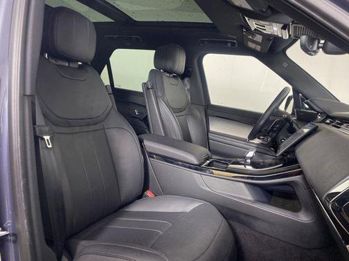 2024 Land Rover Range Rover Sport SE