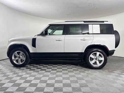 2026 Land Rover Defender P400 X-Dynamic SE