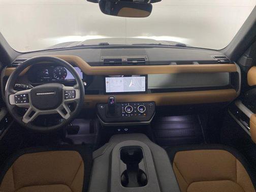 2024 Land Rover Defender 110 P400 X-Dynamic SE