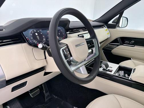 Varesine Blue Metallic 2026 Land Rover Range Rover P400 SE 7 Seat