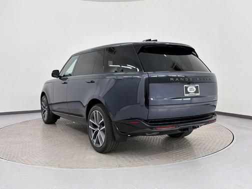 Varesine Blue Metallic 2026 Land Rover Range Rover P400 SE 7 Seat