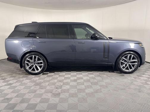Varesine Blue Metallic 2026 Land Rover Range Rover P400 SE 7 Seat