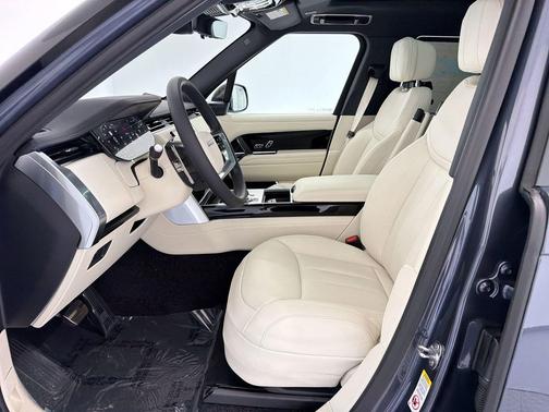 Varesine Blue Metallic 2026 Land Rover Range Rover P400 SE 7 Seat