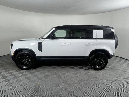 2025 Land Rover Defender 110 P400 S