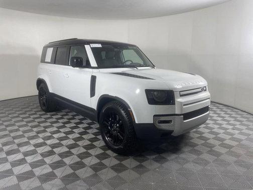 2025 Land Rover Defender 110 P400 S