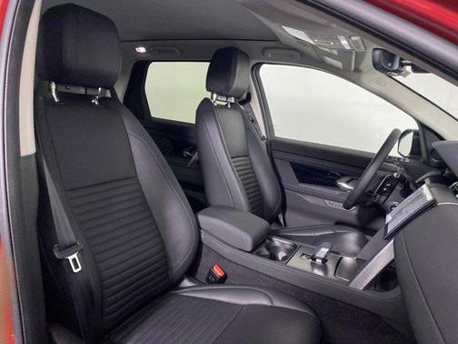 2024 Land Rover Discovery Sport Core S