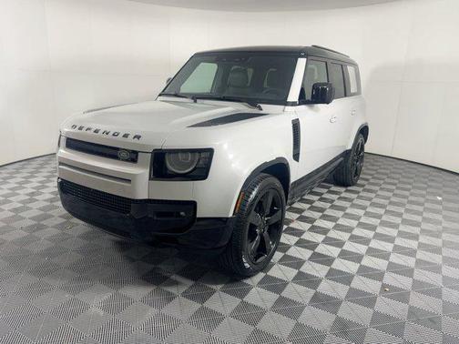 2026 Land Rover Defender P400 X-Dynamic SE