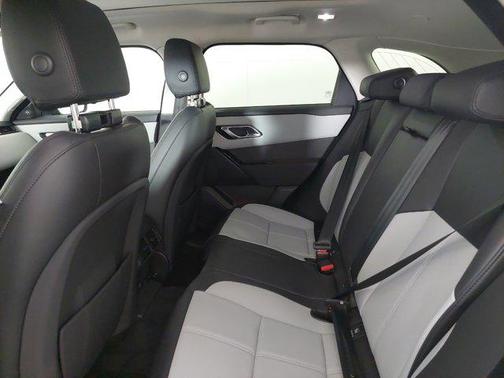 2025 Land Rover Range Rover Velar P250 SE R-Dynamic