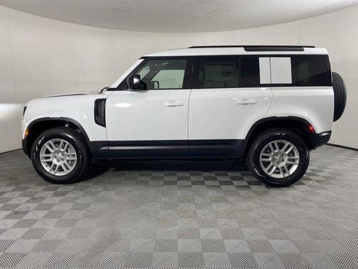 Fuji White 2025 Land Rover Defender 110 P300