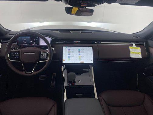 2025 Land Rover Range Rover Sport SE