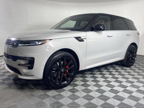 2025 Land Rover Range Rover Sport SE
