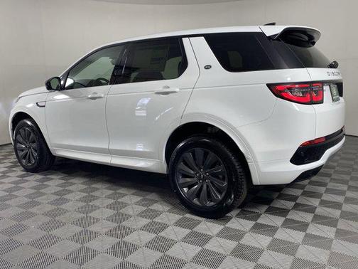 2025 Land Rover Discovery Sport S