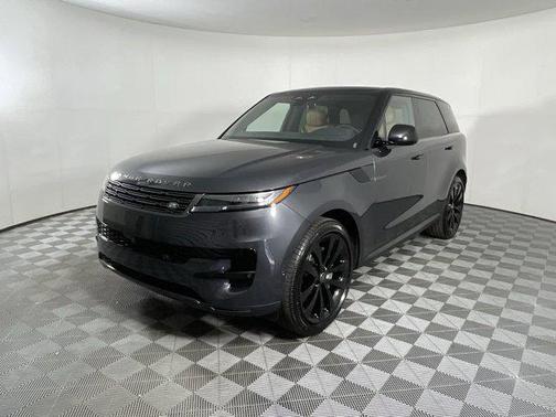 2025 Land Rover Range Rover Sport SE