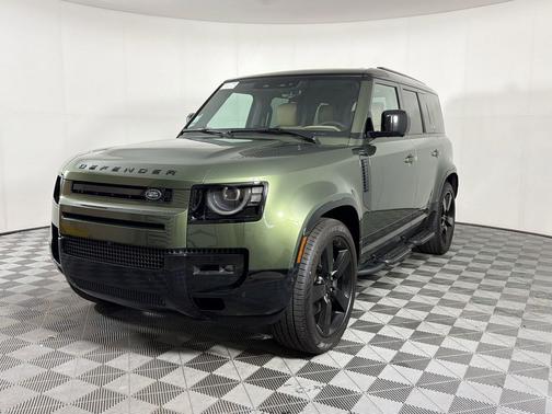 Woolstone Green Metallic 2026 Land Rover Defender P400 X-Dynamic SE