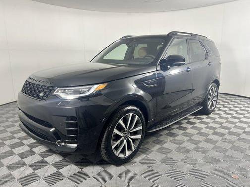 2025 Land Rover Discovery P360 Dynamic SE