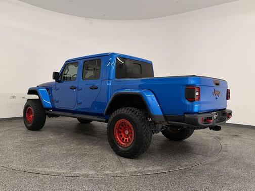 Hydro Blue Pearlcoat 2022 Jeep Gladiator Rubicon