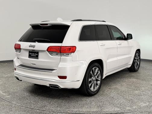 2017 Jeep Grand Cherokee Summit