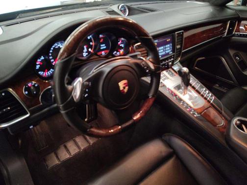 2012 Porsche Panamera Turbo S