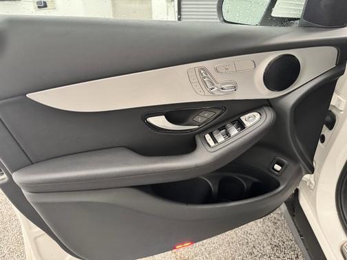 2022 Mercedes-Benz GLC 300 Base