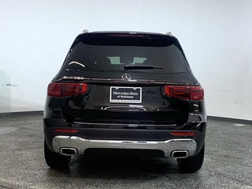 2025 Mercedes-Benz GLB 250 Base