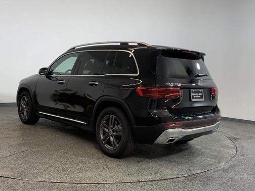 2025 Mercedes-Benz GLB 250 Base