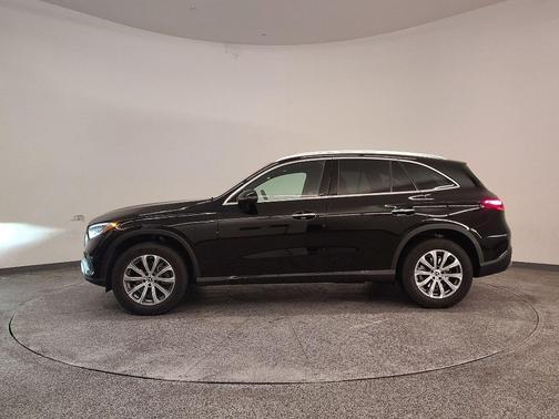 2026 Mercedes-Benz GLC 300 Base