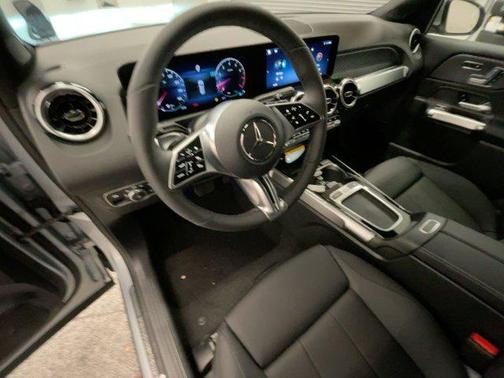 2026 Mercedes-Benz GLB 250 Base