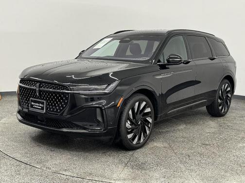 2024 Lincoln Nautilus Reserve