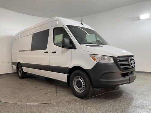 2025 Mercedes-Benz Sprinter 2500 High Roof