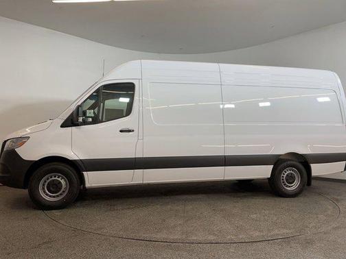 2025 Mercedes-Benz Sprinter 2500 High Roof
