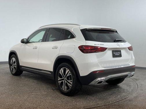 2025 Mercedes-Benz GLA 250 Base
