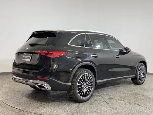 2025 Mercedes-Benz GLC 300 Base