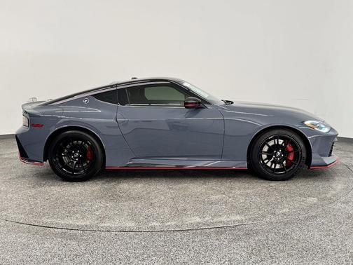 2024 Nissan Z NISMO Auto