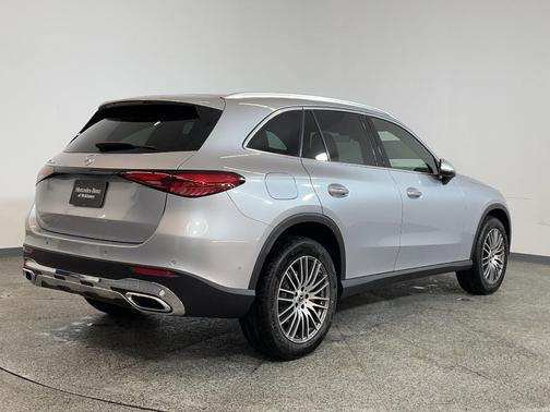 2025 Mercedes-Benz GLC 300 Base